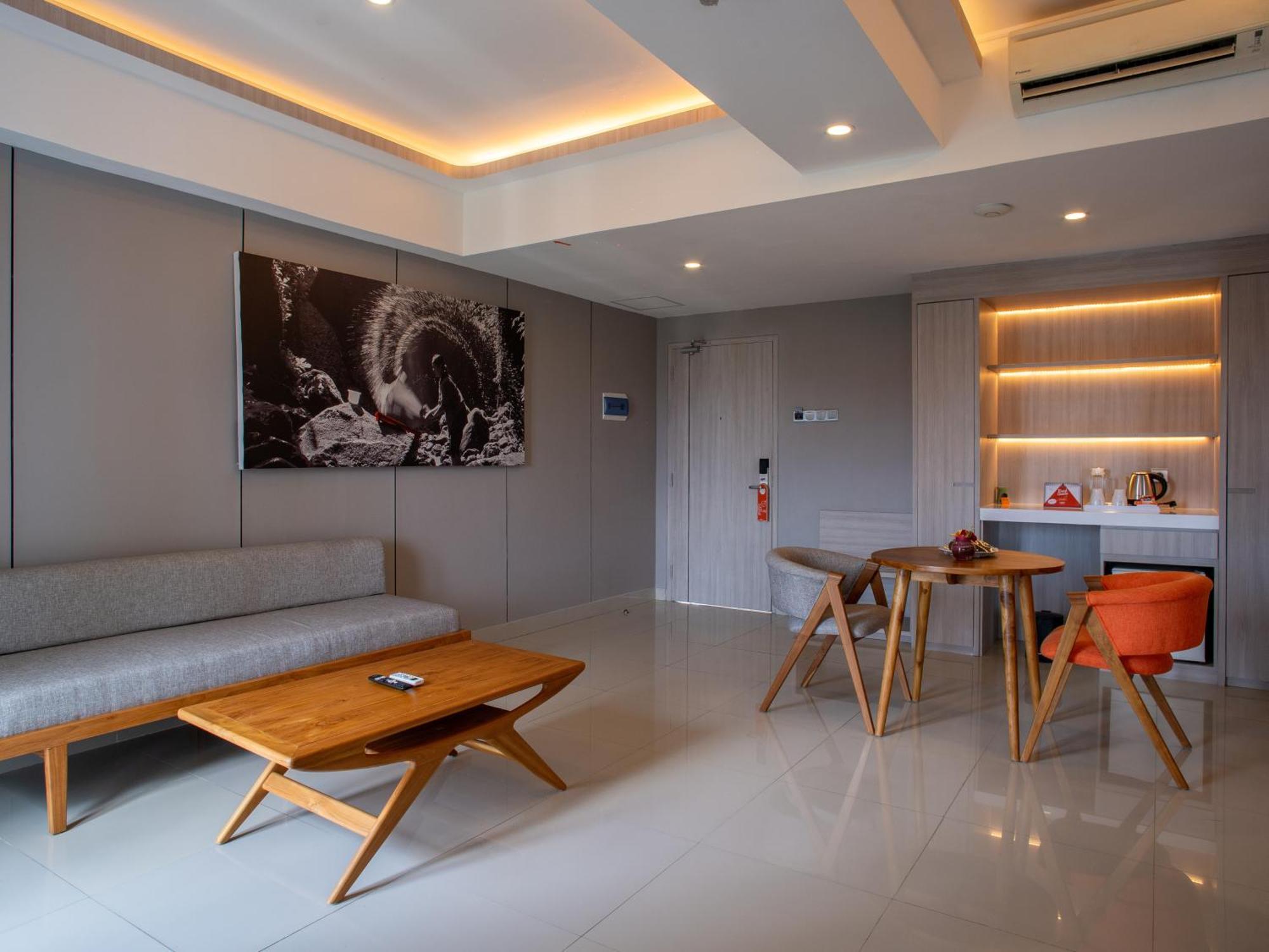 Harris Hotel & Residences Riverview Kuta, Bali Kuta Lombok Exterior foto